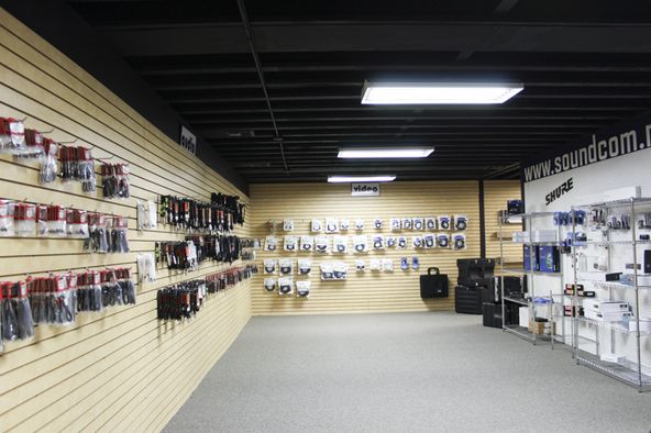 Commercial Warehouse Cypress Cove Flowood, MS: 104 Cypress Cv, Flowood, MS 39232